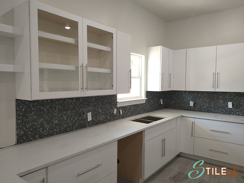 grey backsplash